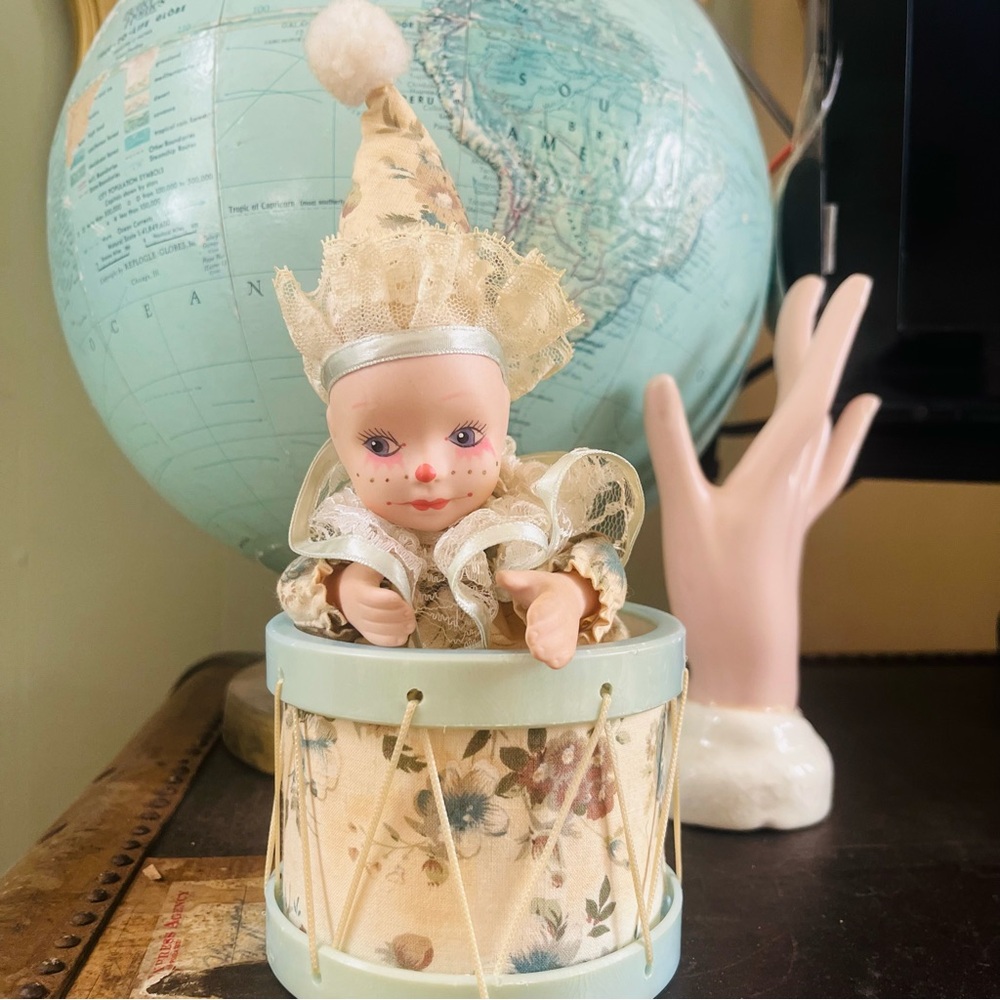 Vintage Apex Music Box Clown in Drum Animated & Musical